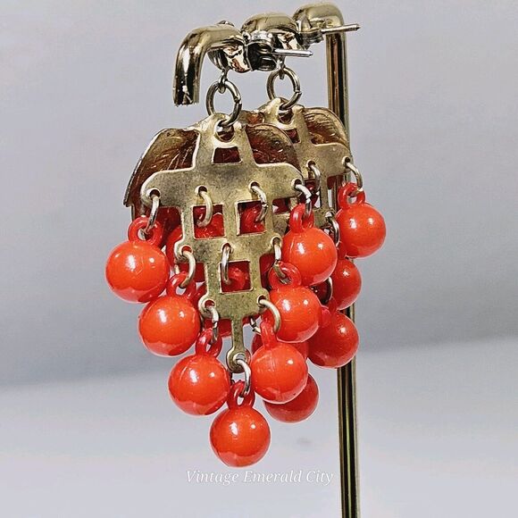 Antique Coral Bunch Grapevine Earrings Golden Leafs Victorian Clusters Dangle - Picture 4 of 12